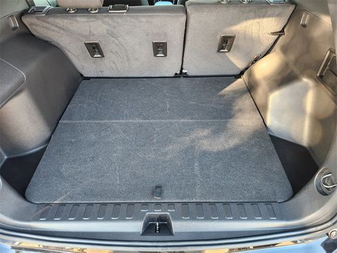 Used 2023 Chevrolet Equinox LT image 30