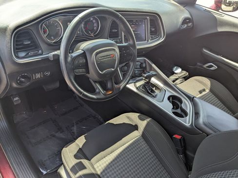 Used 2022 Dodge Challenger SXT AWD/4WD image 16