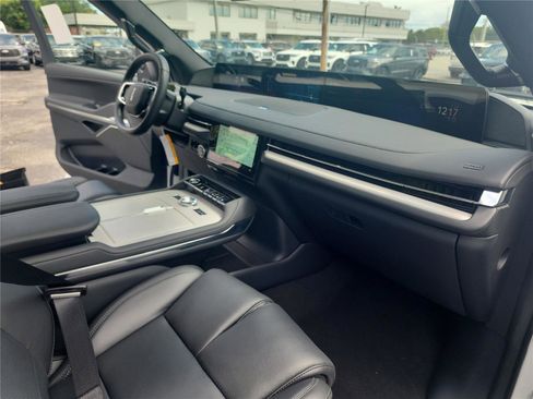 New 2026 Lincoln Navigator Reserve AWD/4WD image 28