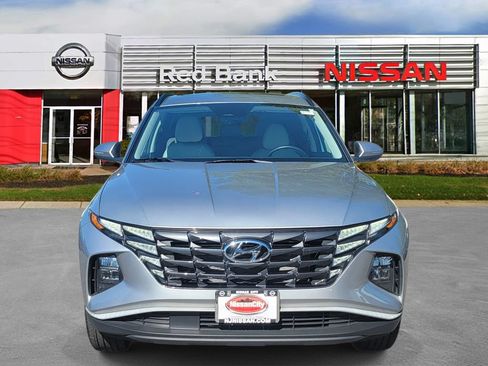 Used 2023 Hyundai Tucson SEL w/ Convenience Package AWD/4WD image 2