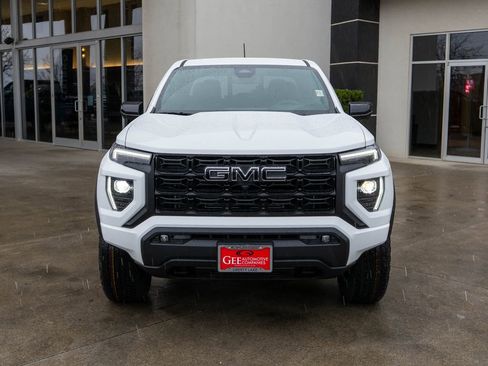 New 2026 GMC Canyon Elevation w/ Convenience Package image 2
