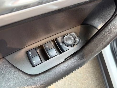 Used 2024 Chevrolet Blazer LT w/ Convenience Package FWD image 19