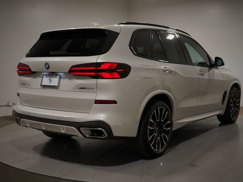 Used 2024 BMW X5 xDrive50e w/ M Sport Package AWD/4WD image 3