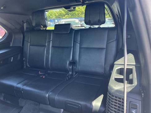 Used 2023 Toyota Sequoia Platinum AWD/4WD image 25