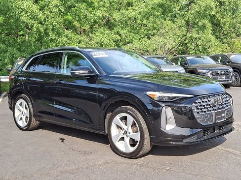Used 2025 Audi Q5 Prestige AWD/4WD image 2