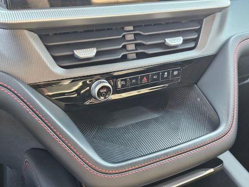 Used 2025 Ford Explorer ST-Line image 27