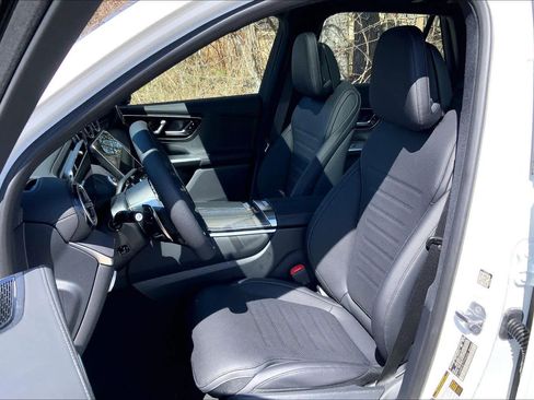 New 2026 Mercedes-Benz GLC 43 AMG 4MATIC image 12