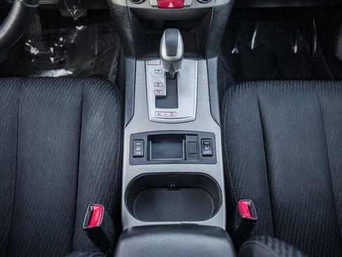 Used 2010 Subaru Outback 2.5i Premium image 25