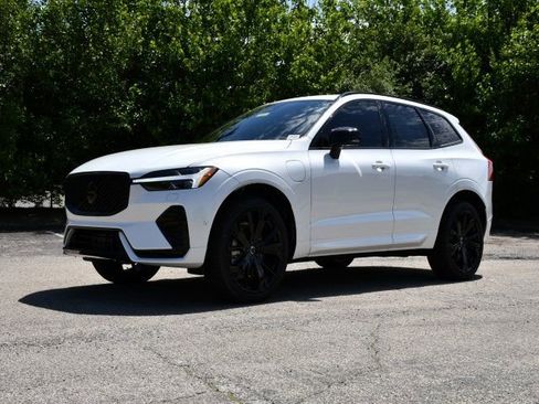 New 2026 Volvo XC60 T8 Ultra w/ Protection Package Premier AWD/4WD image 3