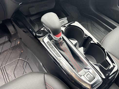 New 2026 Chevrolet Trax RS w/ Sunroof Package FWD image 16