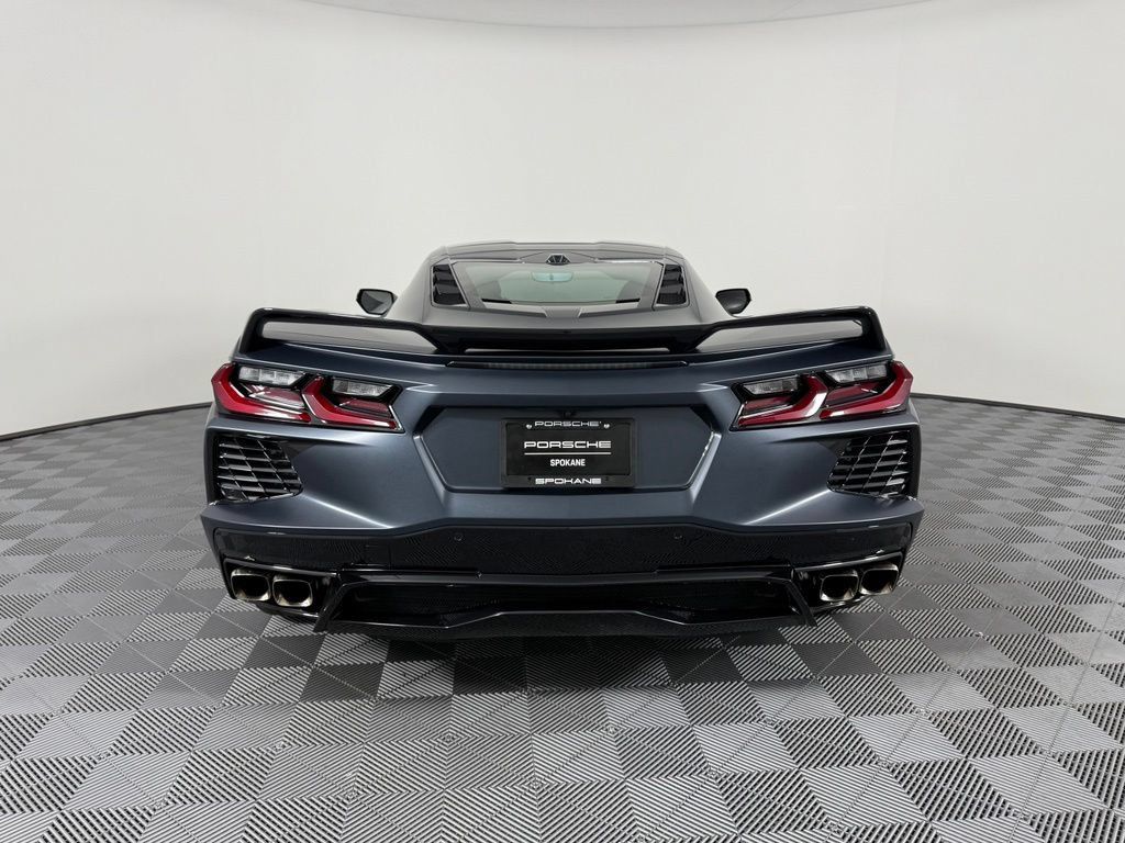 Used 2021 Chevrolet Corvette Stingray Premium Cpe w/ Z51 Performance Package RWD image 8