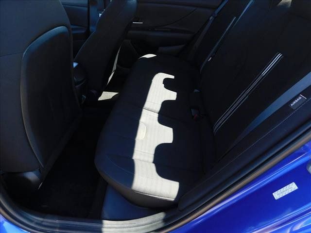 Used 2024 Hyundai Elantra SEL FWD image 25
