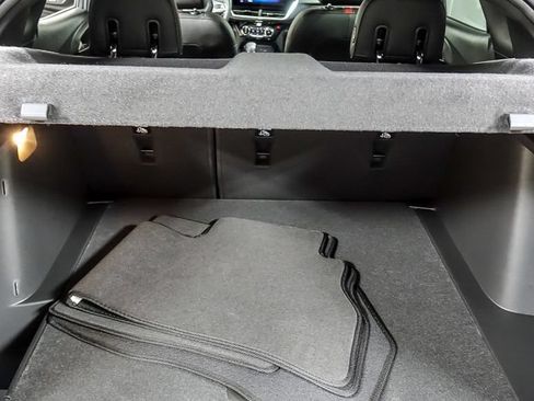 New 2026 Chevrolet Trax RS w/ Driver Confidence Package FWD image 18