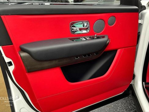Certified 2022 Rolls-Royce Cullinan image 20