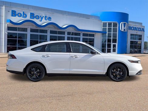 New 2025 Honda Accord SE image 6