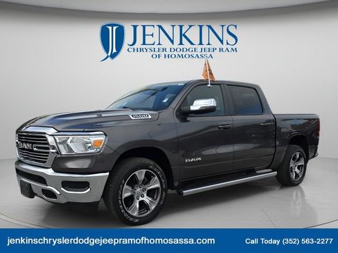 Used 2023 RAM 1500 Laramie AWD/4WD image 9