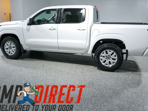 Used 2023 Nissan Frontier SV w/ SV Convenience Package AWD/4WD image 10