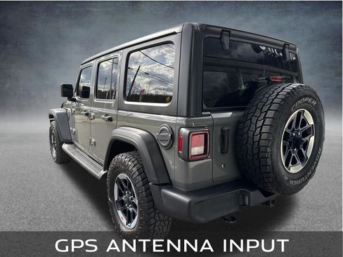 Used 2019 Jeep Wrangler Unlimited Sport S image 3