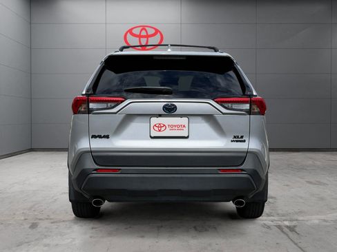 Used 2024 Toyota RAV4 XLE Premium w/ Weather Package image 4