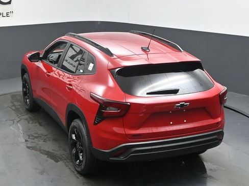 New 2026 Chevrolet Trax LT w/ Driver Confidence Package FWD image 19