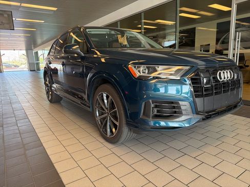 Certified 2021 Audi Q7 3.0T Premium Plus w/ Executive Package AWD/4WD image 3