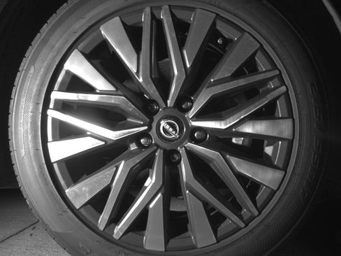 Used 2025 Nissan Altima 2.5 SV image 13