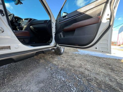Used 2013 Subaru Outback 2.5i Limited w/ Special Appearance Pkg image 19