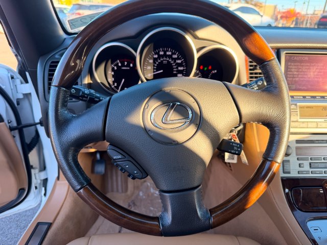 Used 2008 Lexus SC 430 Convertible RWD image 16