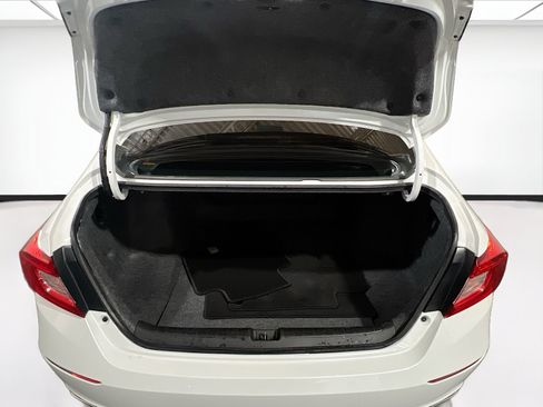 Used 2020 Honda Accord Sport image 16