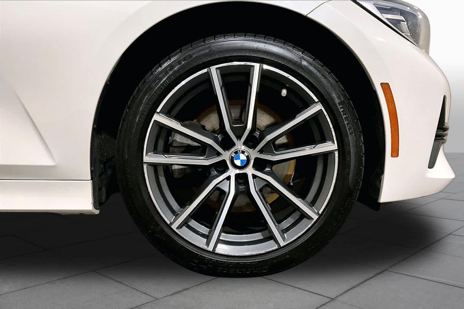 Used 2020 BMW 330i xDrive Sedan w/ Convenience Package AWD/4WD image 10