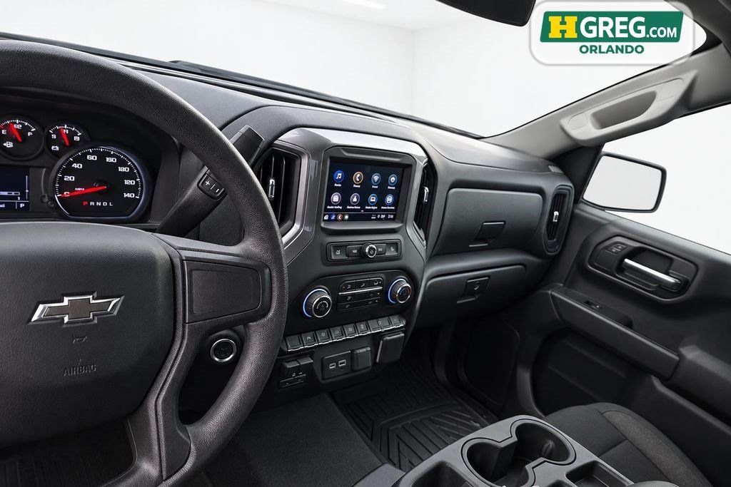 Used 2024 Chevrolet Silverado 1500 Custom Trail Boss w/ Dark Appearance Package AWD/4WD image 15