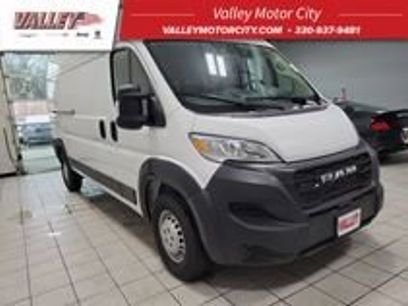 New 2024 RAM ProMaster 2500 w/ Convenience Group