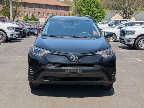Used 2018 Toyota RAV4 LE w/ All Weather Liner Package AWD/4WD image 8