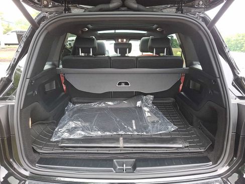 Certified 2023 Mercedes-Benz GLB 250 4MATIC image 27