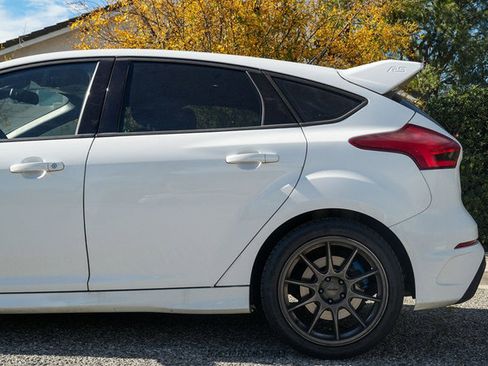 Used 2016 Ford Focus RS image 5