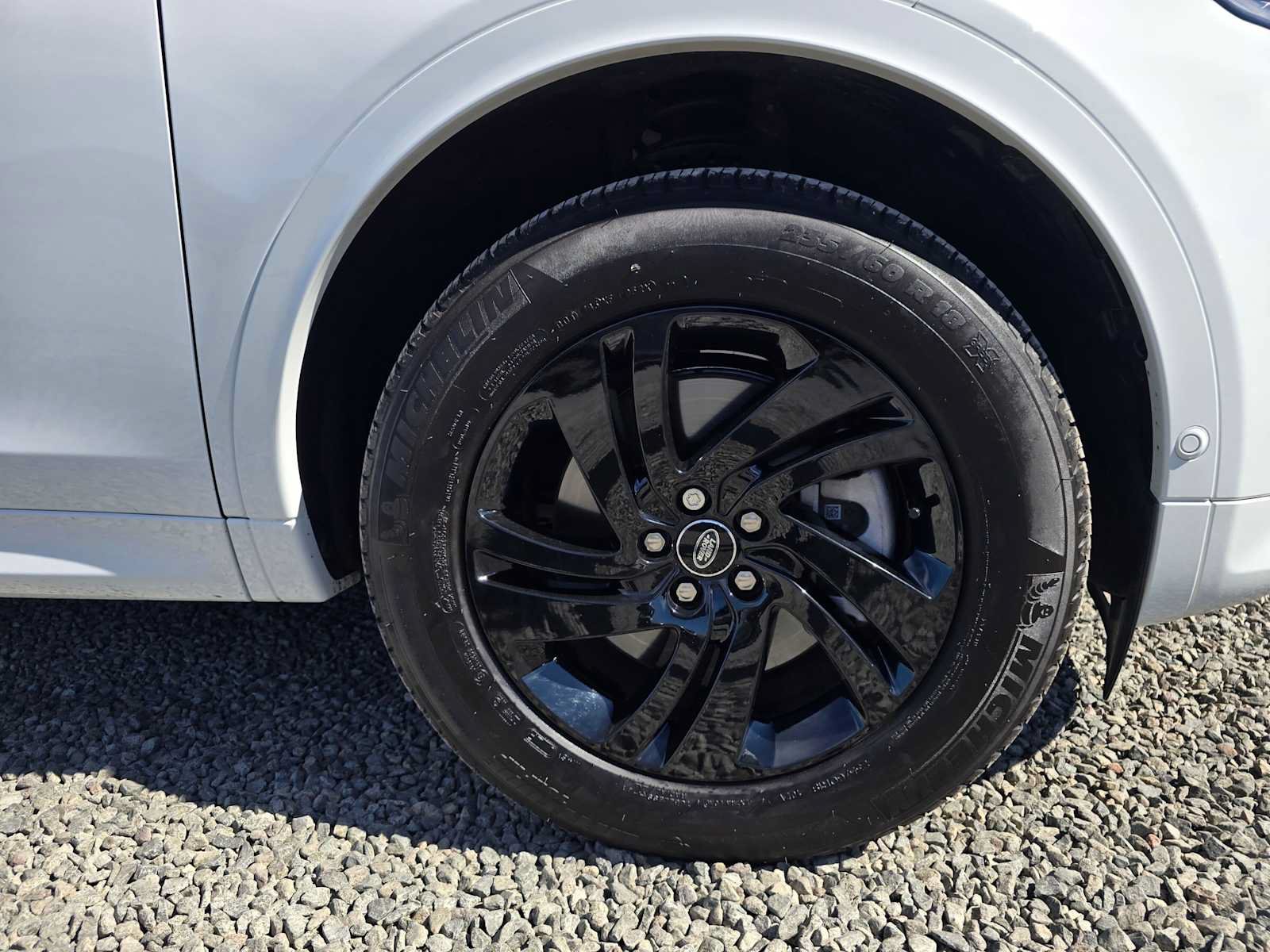Used 2025 Land Rover Discovery Sport S AWD/4WD image 9