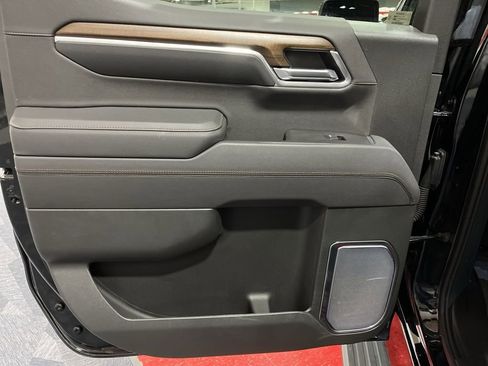 Certified 2025 Chevrolet Silverado 1500 High Country w/ Midnight Edition image 22