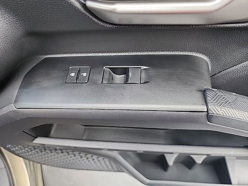 Used 2025 Toyota Tacoma TRD Off-Road image 37