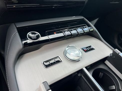 New 2026 Lincoln Navigator L Reserve w/ Jet Appearance Package image 27