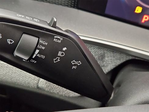 New 2025 Volkswagen Tiguan S image 26