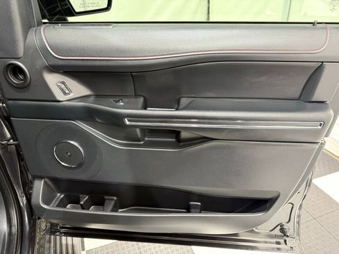 Used 2023 Ford Expedition Max Limited image 26