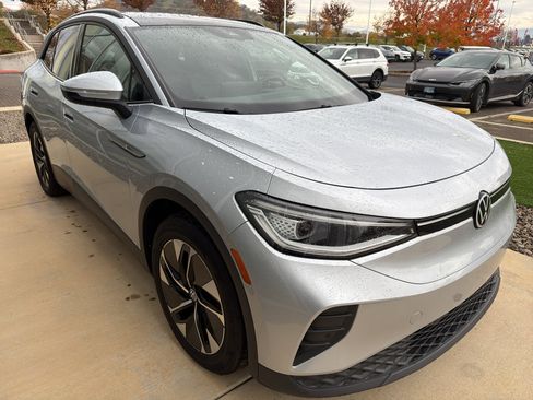 Used 2021 Volkswagen ID.4 Pro S w/ ID.4 Protection Package image 3