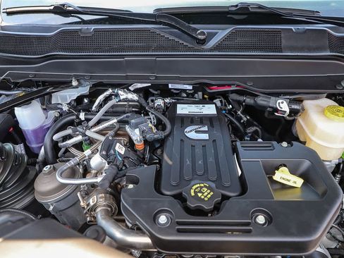 New 2026 RAM 2500 Limited AWD/4WD image 12