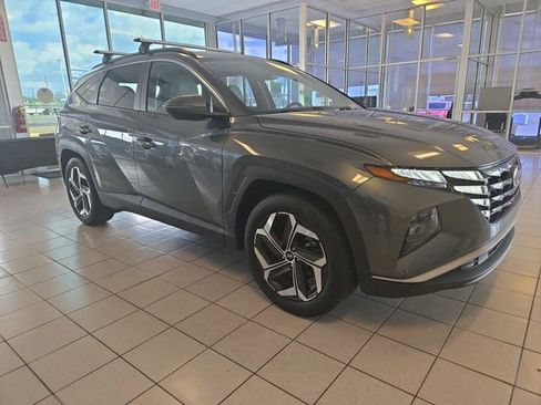 Used 2023 Hyundai Tucson SEL w/ Convenience Package image 2
