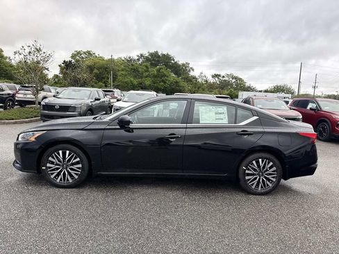 New 2026 Nissan Altima 2.5 SV FWD image 7