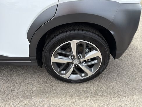 Used 2021 Hyundai Kona Ultimate AWD/4WD image 25