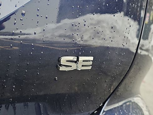 New 2026 Mitsubishi Outlander SE image 21