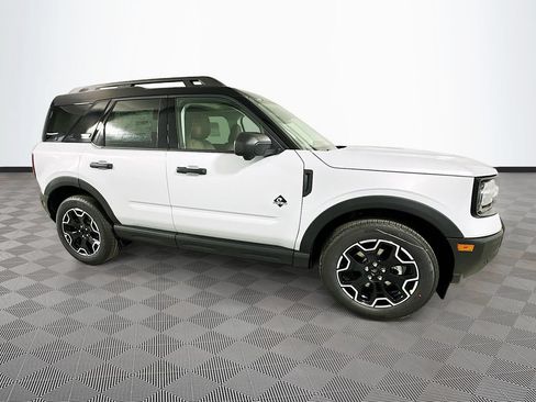 New 2026 Ford Bronco Sport Outer Banks w/ Outer Banks Tech Package+ AWD/4WD image 5