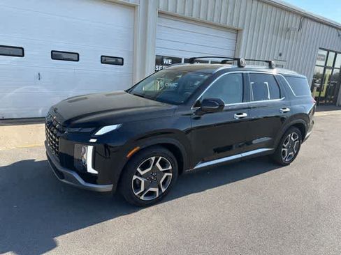 Used 2023 Hyundai Palisade Limited w/ Cargo Package image 18