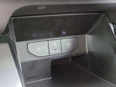 Certified 2024 Kia Sorento LX FWD image 21